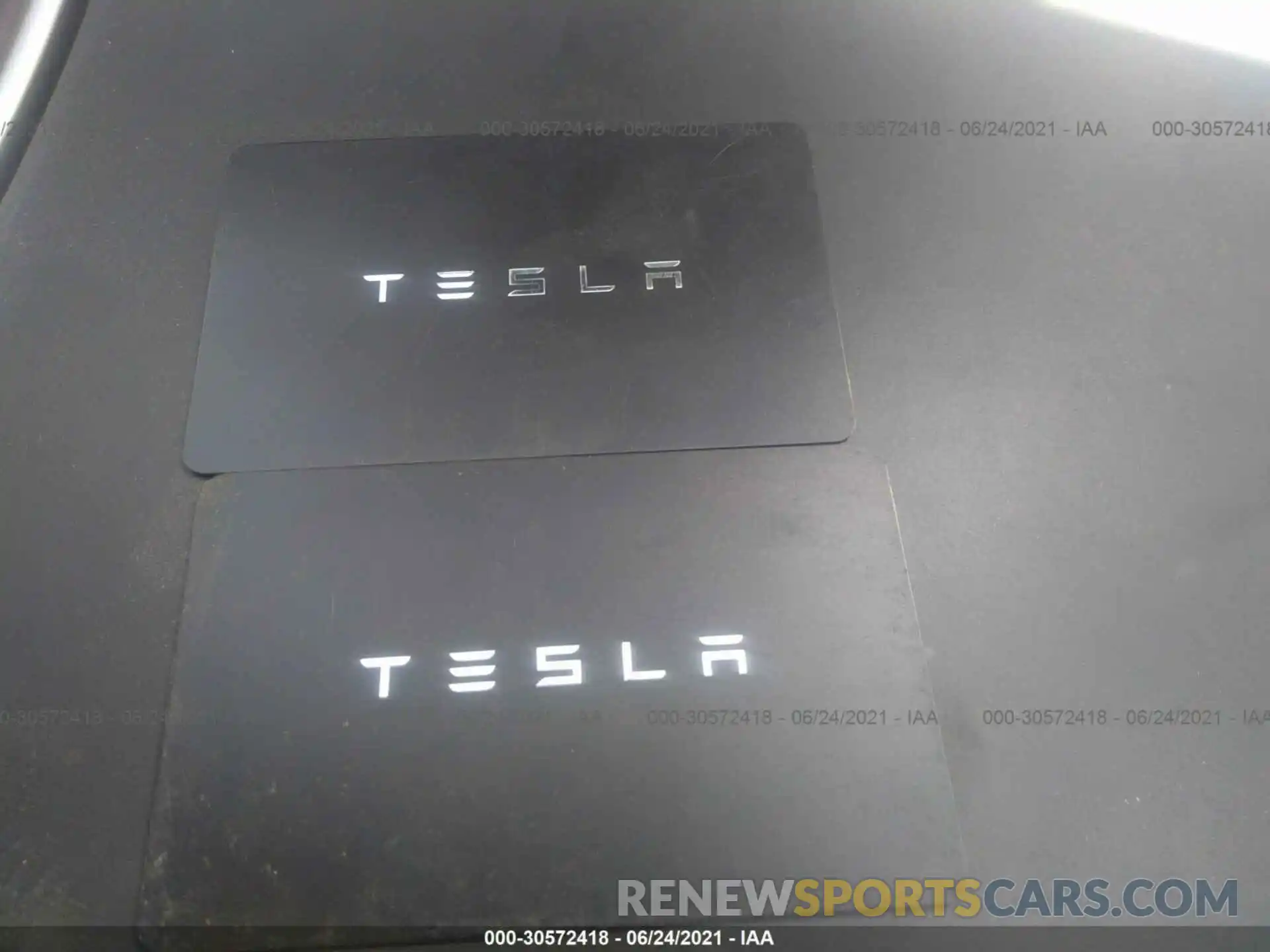 11 Photograph of a damaged car 5YJ3E1EA4LF642622 TESLA MODEL 3 2020