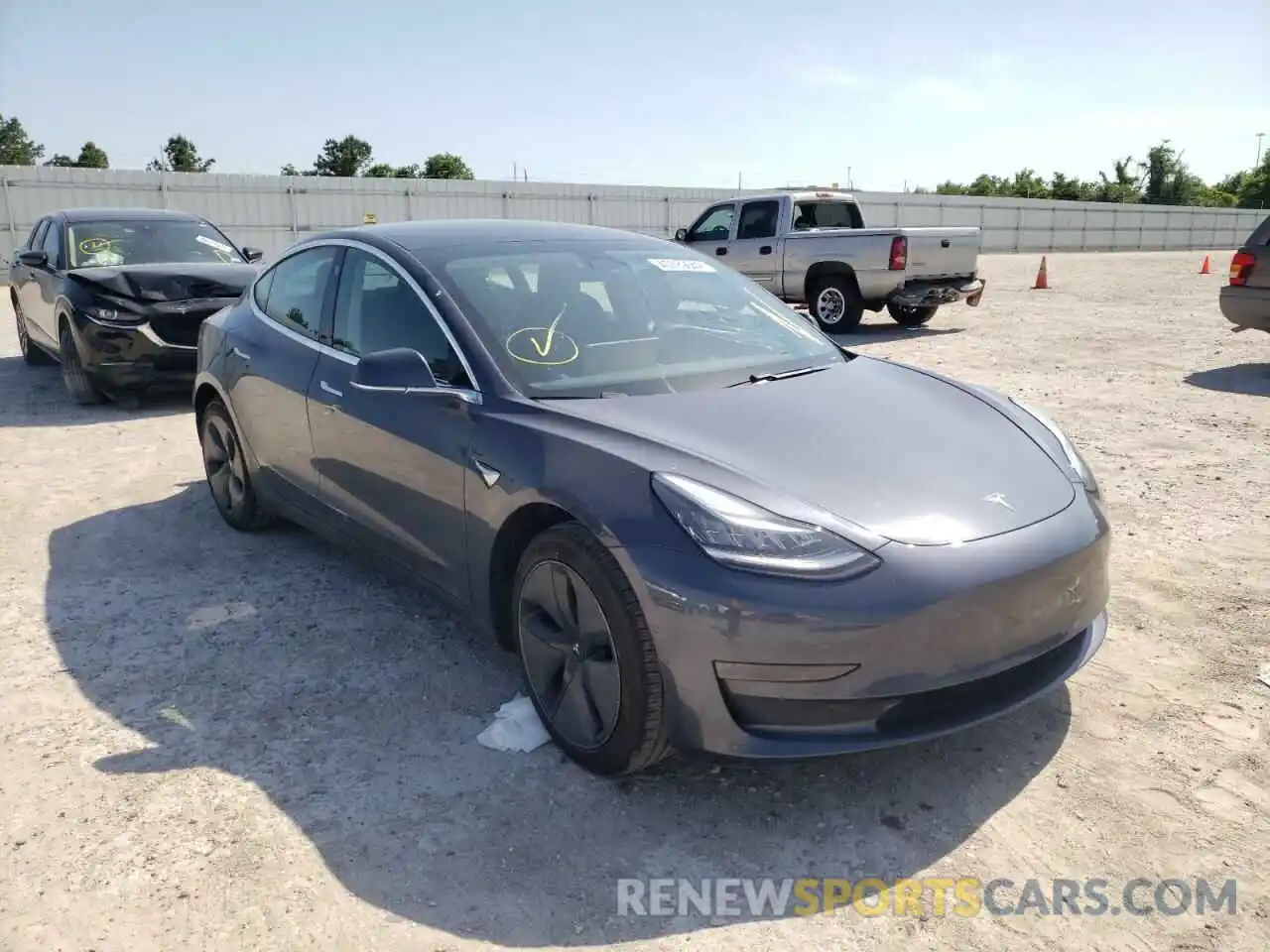 1 Photograph of a damaged car 5YJ3E1EA4LF644368 TESLA MODEL 3 2020