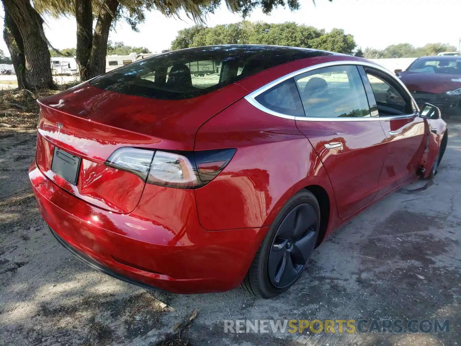 4 Photograph of a damaged car 5YJ3E1EA4LF644418 TESLA MODEL 3 2020