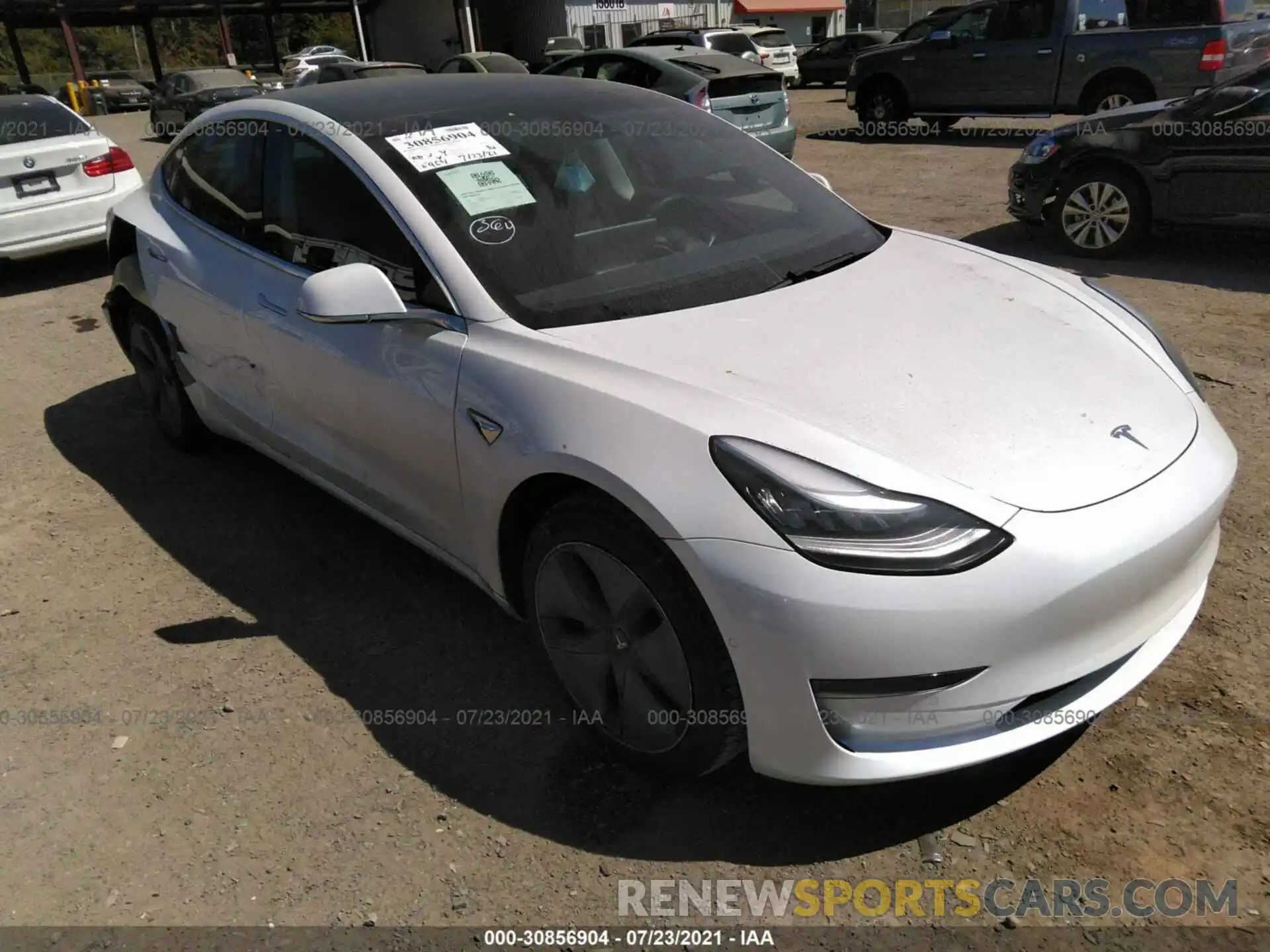 1 Photograph of a damaged car 5YJ3E1EA4LF659761 TESLA MODEL 3 2020