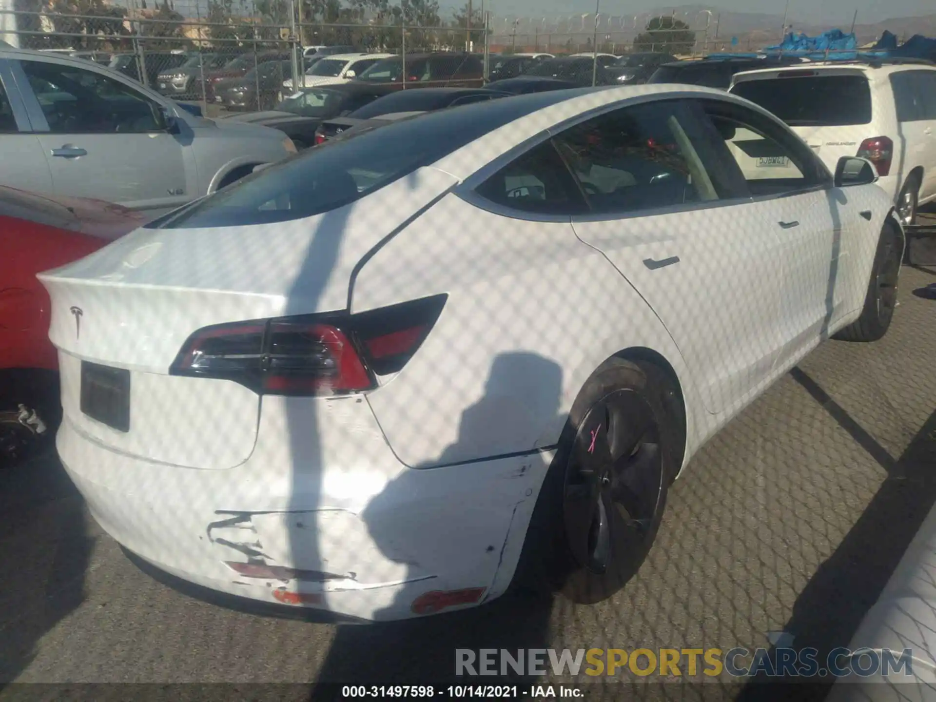 4 Photograph of a damaged car 5YJ3E1EA4LF662367 TESLA MODEL 3 2020