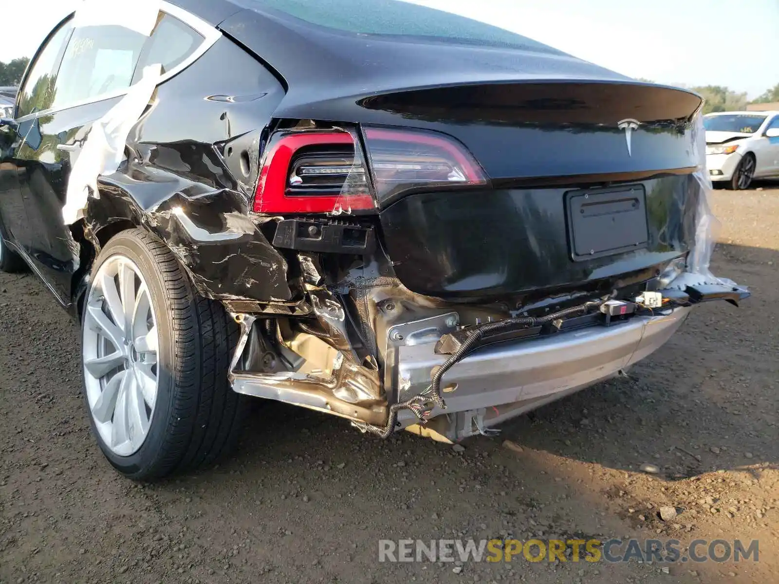 9 Photograph of a damaged car 5YJ3E1EA4LF662501 TESLA MODEL 3 2020