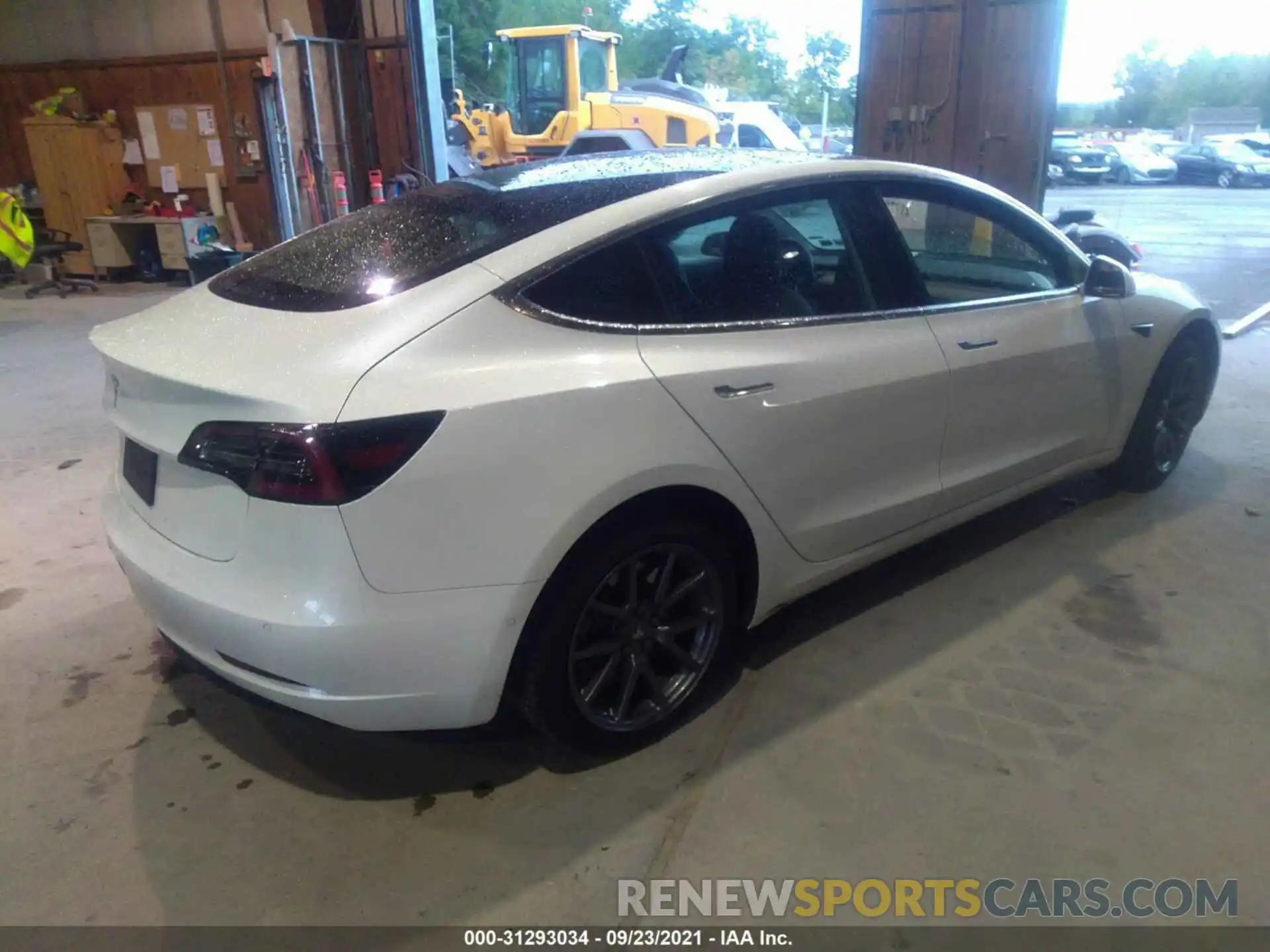 4 Photograph of a damaged car 5YJ3E1EA4LF706349 TESLA MODEL 3 2020