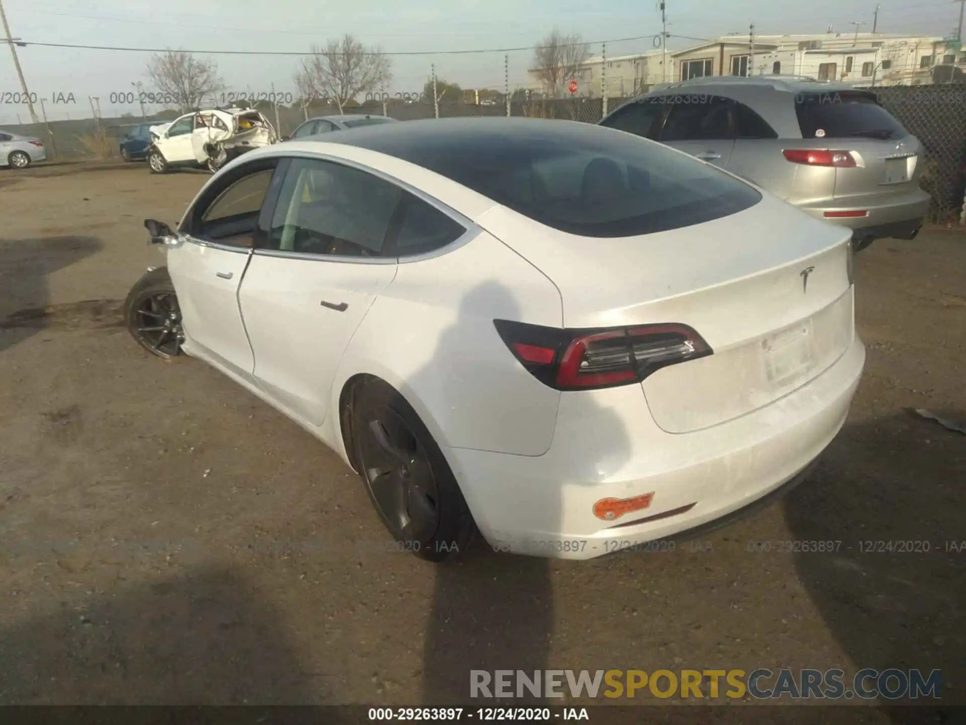 3 Photograph of a damaged car 5YJ3E1EA4LF706836 TESLA MODEL 3 2020