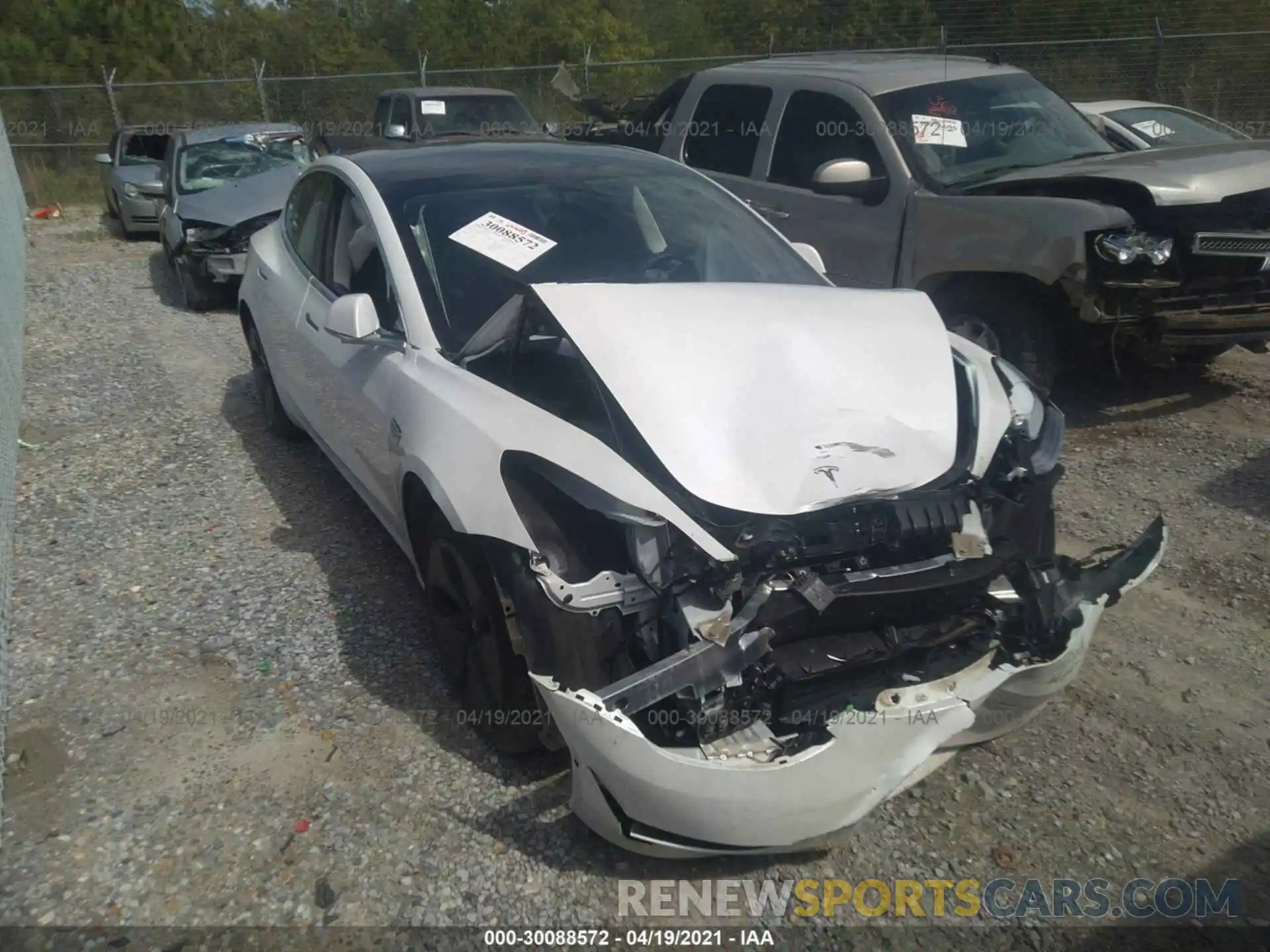 1 Photograph of a damaged car 5YJ3E1EA4LF707128 TESLA MODEL 3 2020