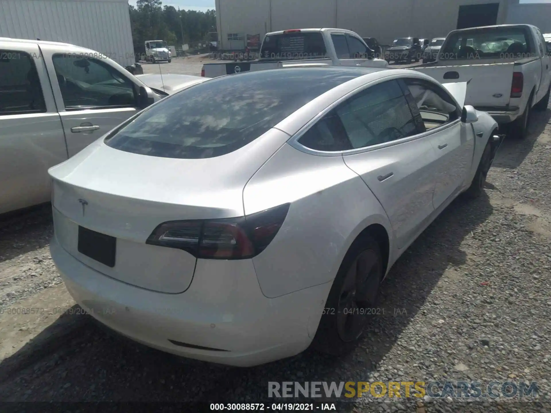 4 Photograph of a damaged car 5YJ3E1EA4LF707128 TESLA MODEL 3 2020