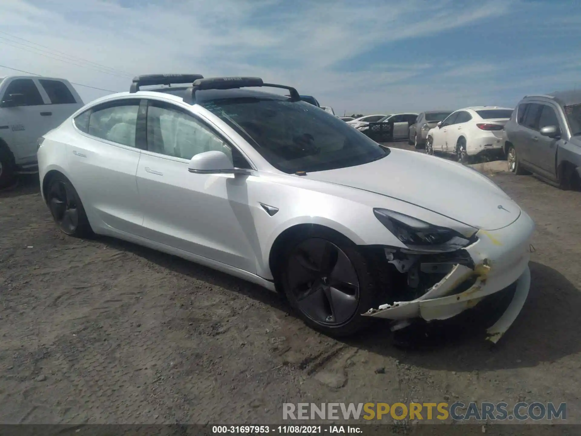 1 Photograph of a damaged car 5YJ3E1EA4LF737472 TESLA MODEL 3 2020