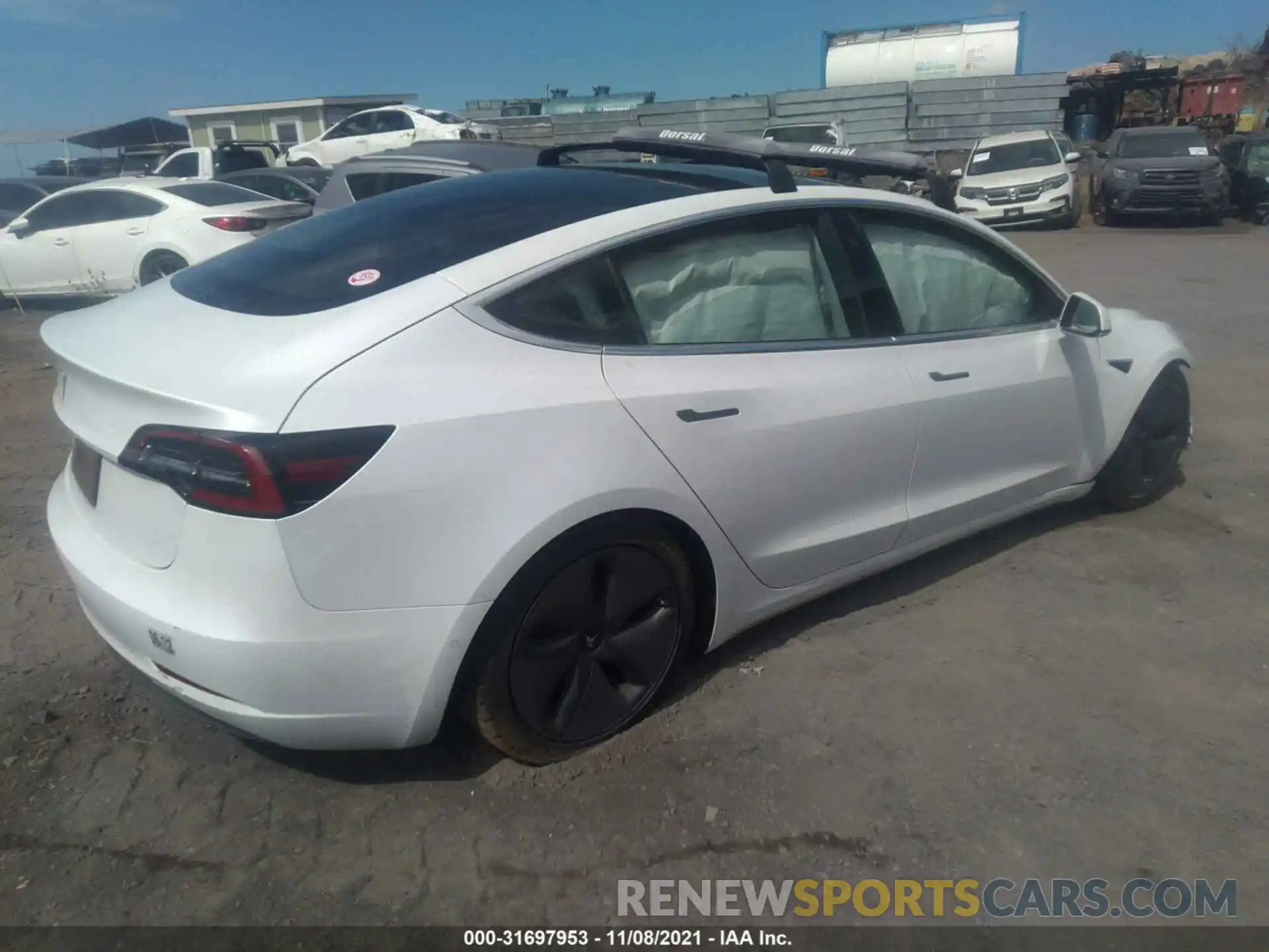 4 Photograph of a damaged car 5YJ3E1EA4LF737472 TESLA MODEL 3 2020