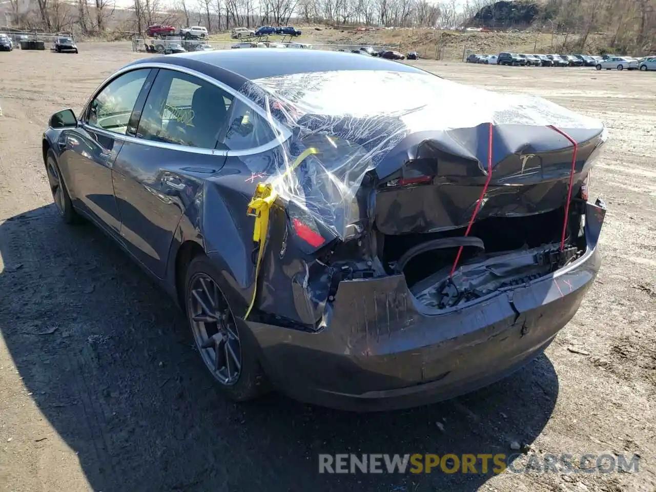 3 Photograph of a damaged car 5YJ3E1EA4LF739299 TESLA MODEL 3 2020