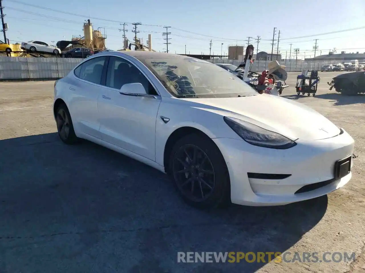 1 Photograph of a damaged car 5YJ3E1EA4LF745006 TESLA MODEL 3 2020