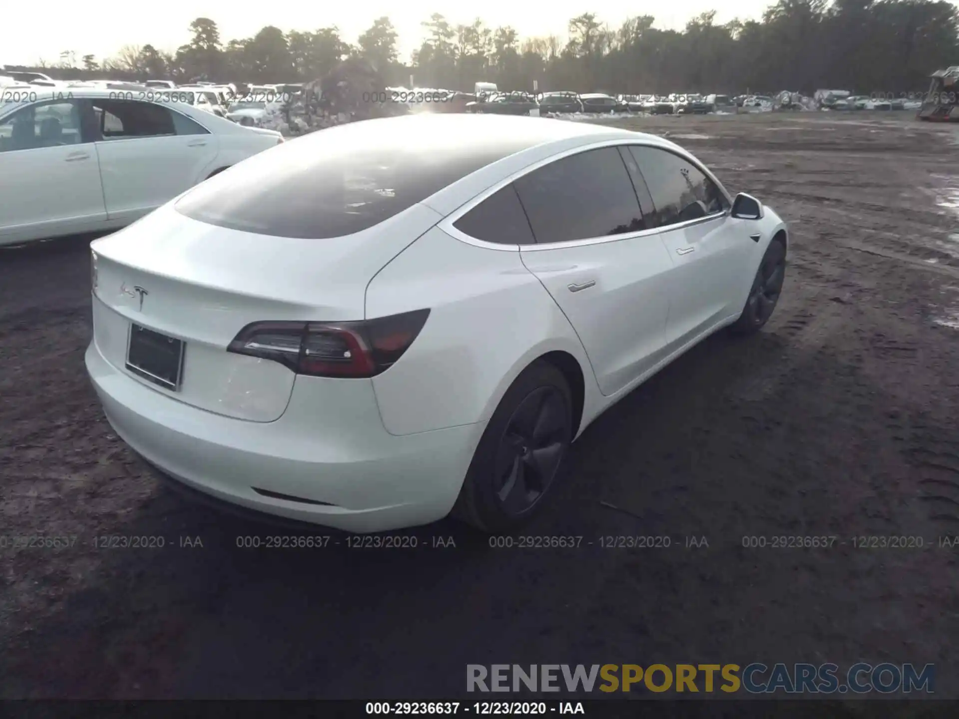 4 Photograph of a damaged car 5YJ3E1EA4LF747032 TESLA MODEL 3 2020