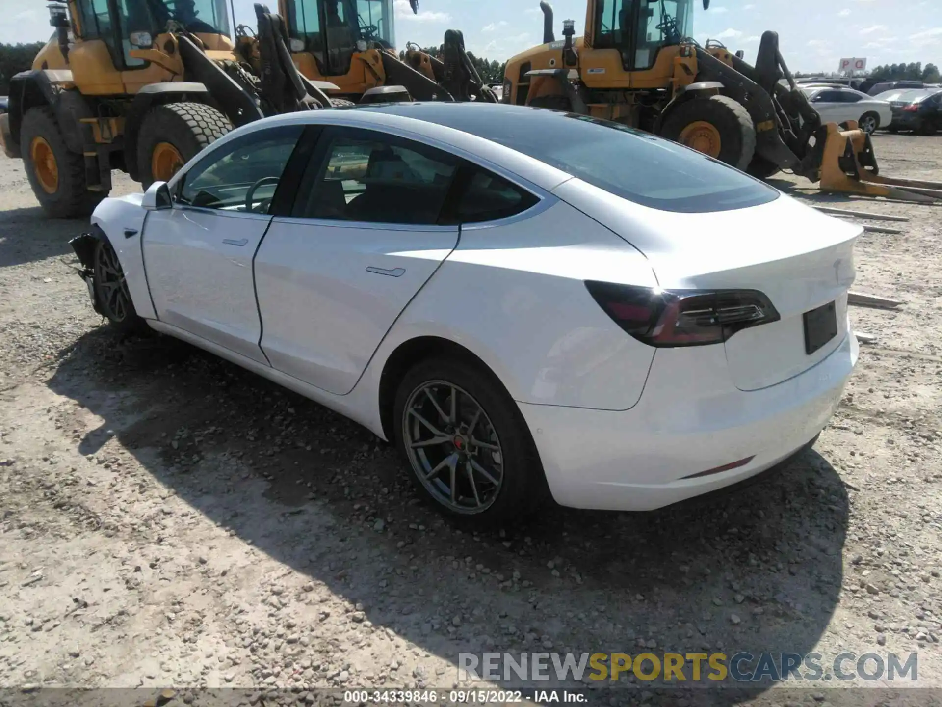 3 Photograph of a damaged car 5YJ3E1EA4LF796988 TESLA MODEL 3 2020