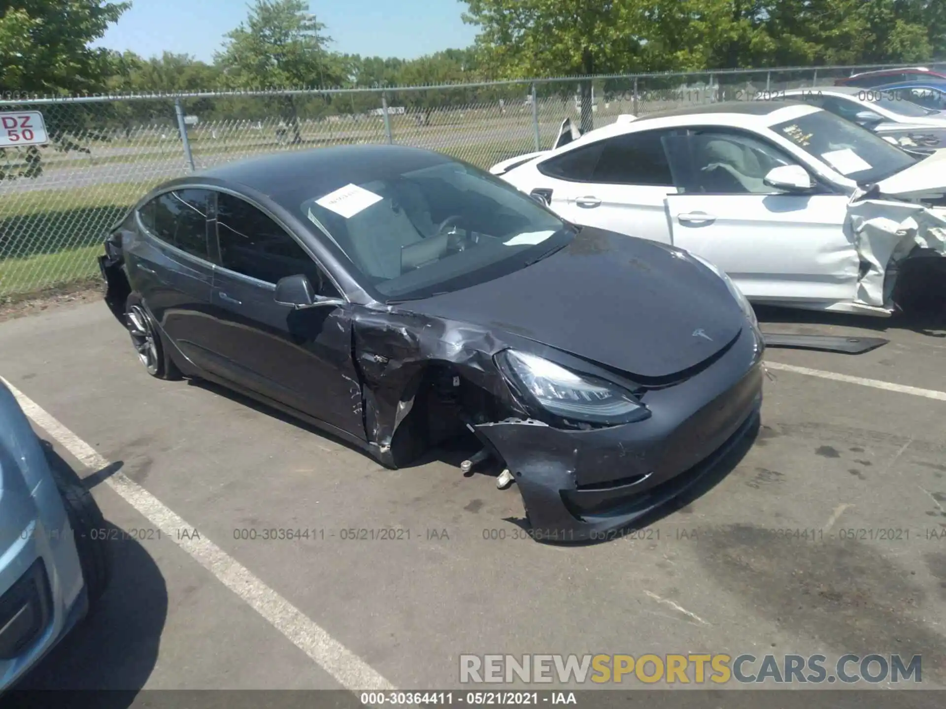 1 Photograph of a damaged car 5YJ3E1EA4LF797669 TESLA MODEL 3 2020