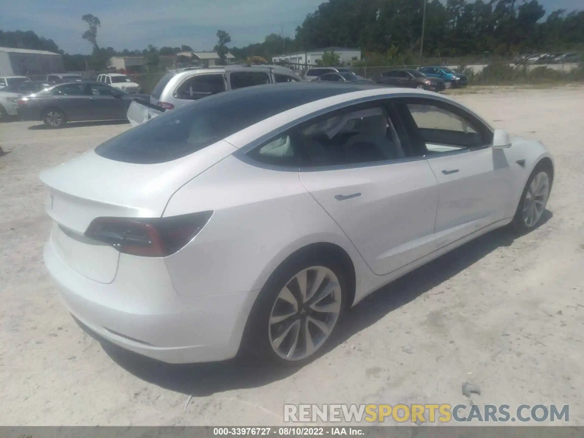 4 Photograph of a damaged car 5YJ3E1EA4LF797980 TESLA MODEL 3 2020