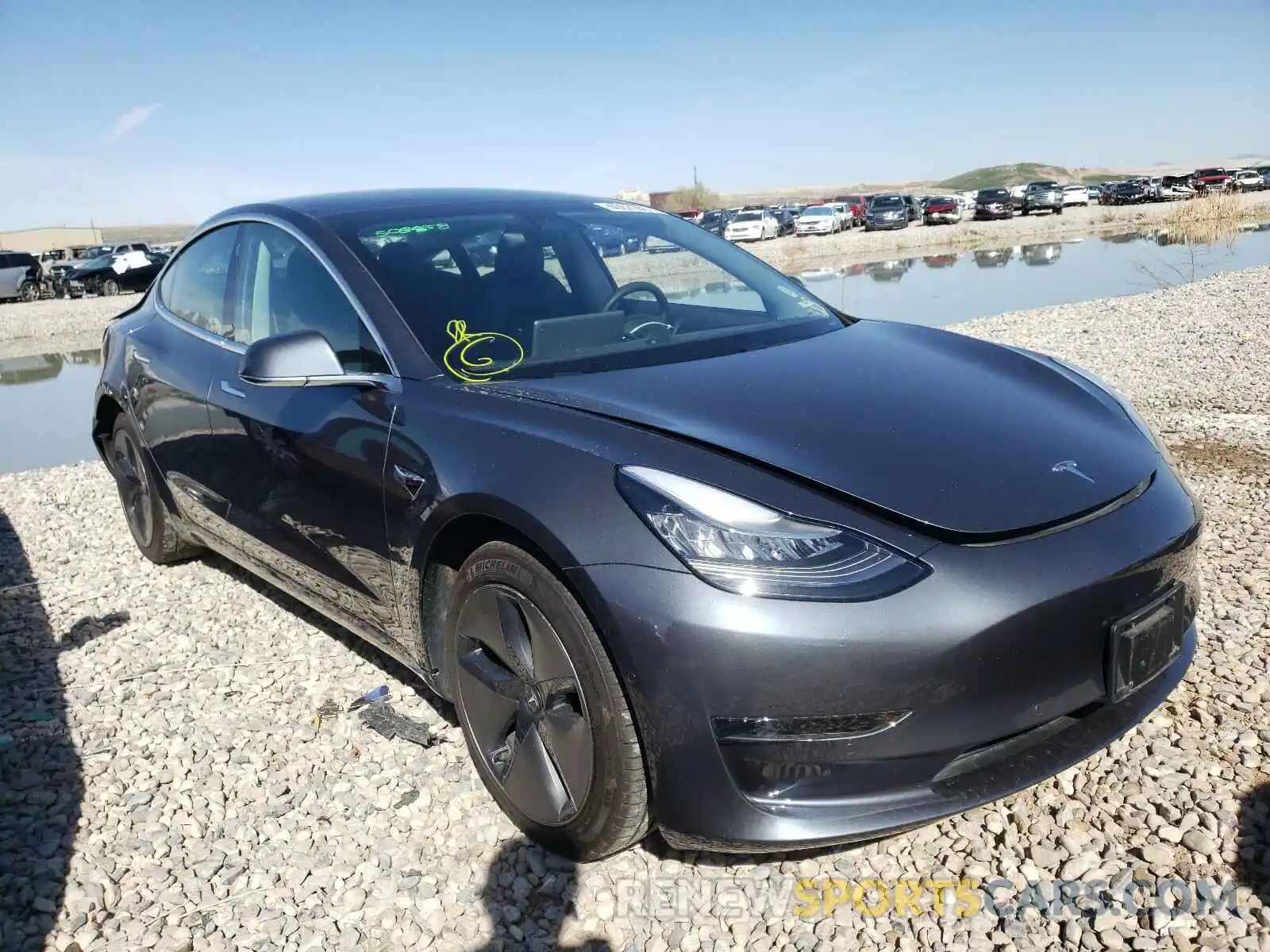 1 Photograph of a damaged car 5YJ3E1EA4LF800635 TESLA MODEL 3 2020