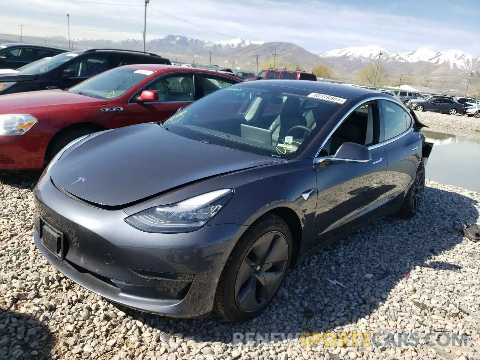 2 Photograph of a damaged car 5YJ3E1EA4LF800635 TESLA MODEL 3 2020