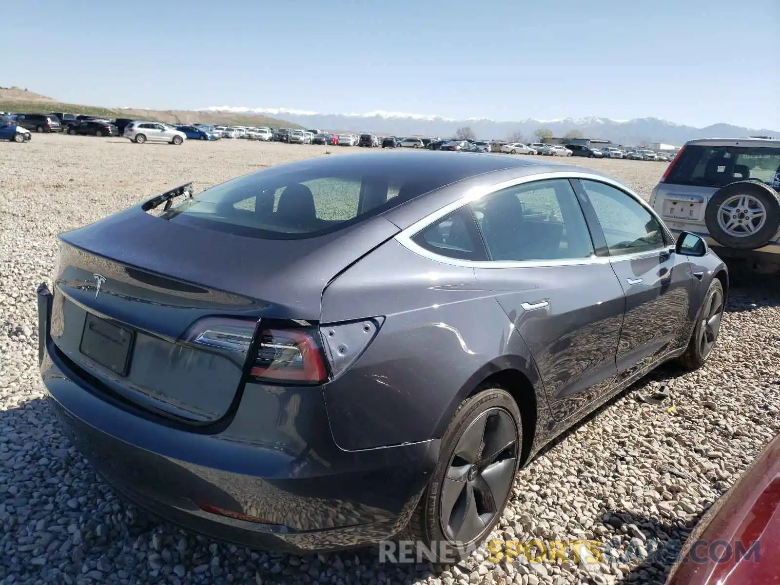 4 Photograph of a damaged car 5YJ3E1EA4LF800635 TESLA MODEL 3 2020