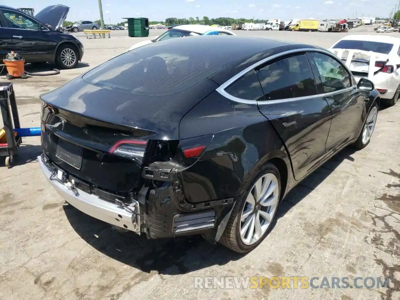 4 Photograph of a damaged car 5YJ3E1EA4LF805995 TESLA MODEL 3 2020