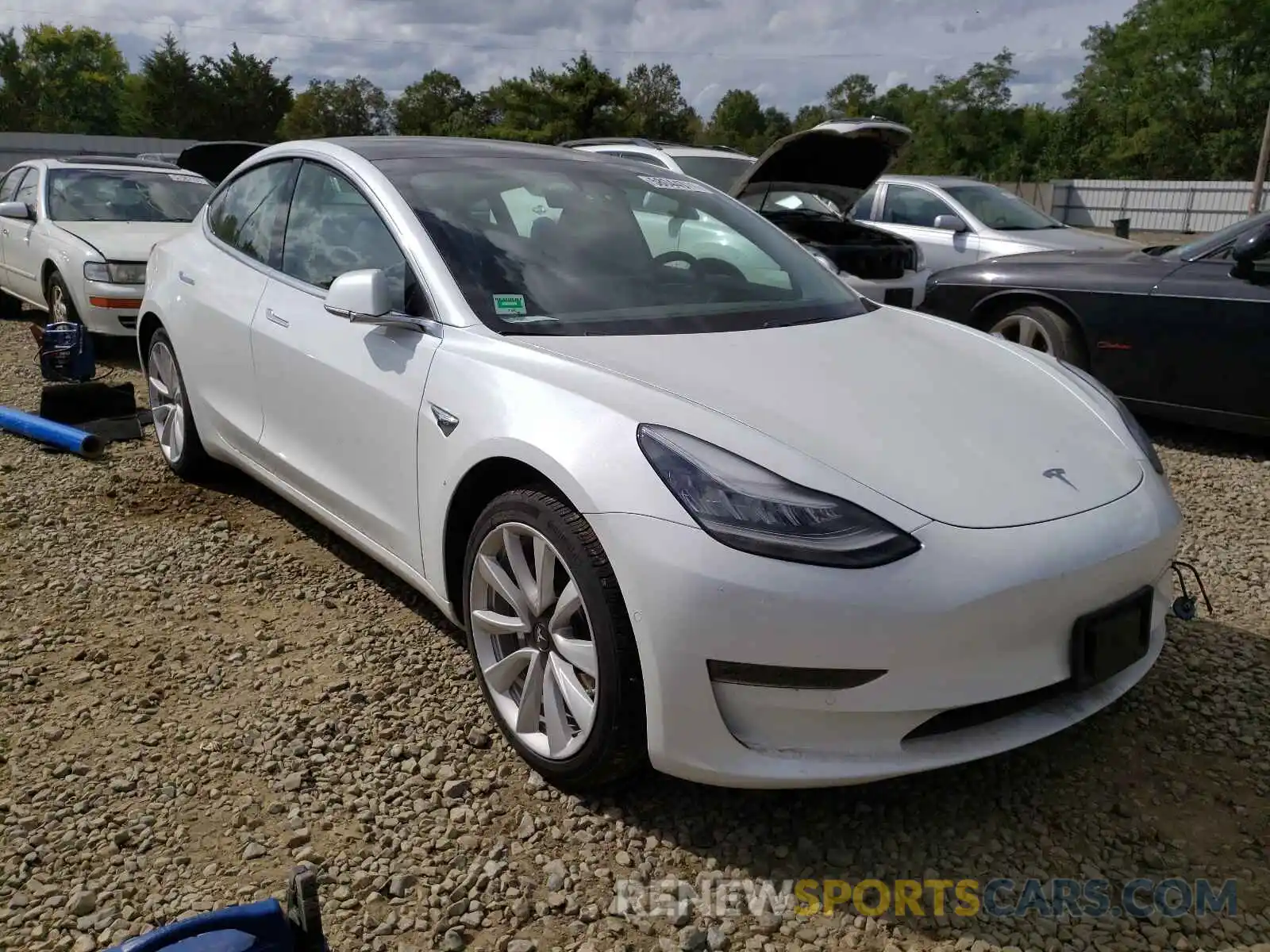 1 Photograph of a damaged car 5YJ3E1EA5LF476787 TESLA MODEL 3 2020