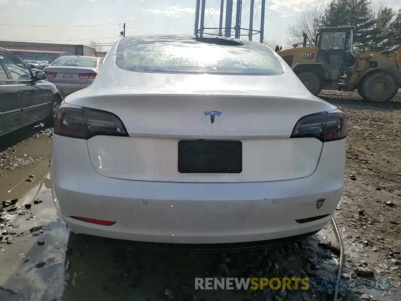 6 Photograph of a damaged car 5YJ3E1EA5LF597724 TESLA MODEL 3 2020