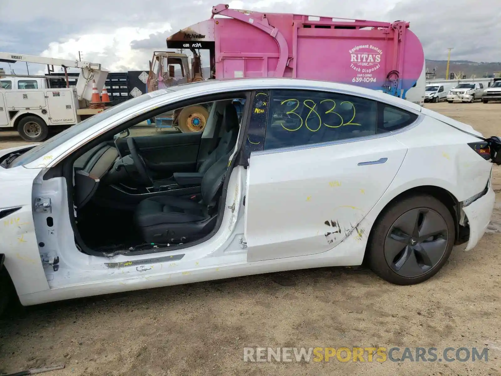 9 Photograph of a damaged car 5YJ3E1EA5LF597979 TESLA MODEL 3 2020