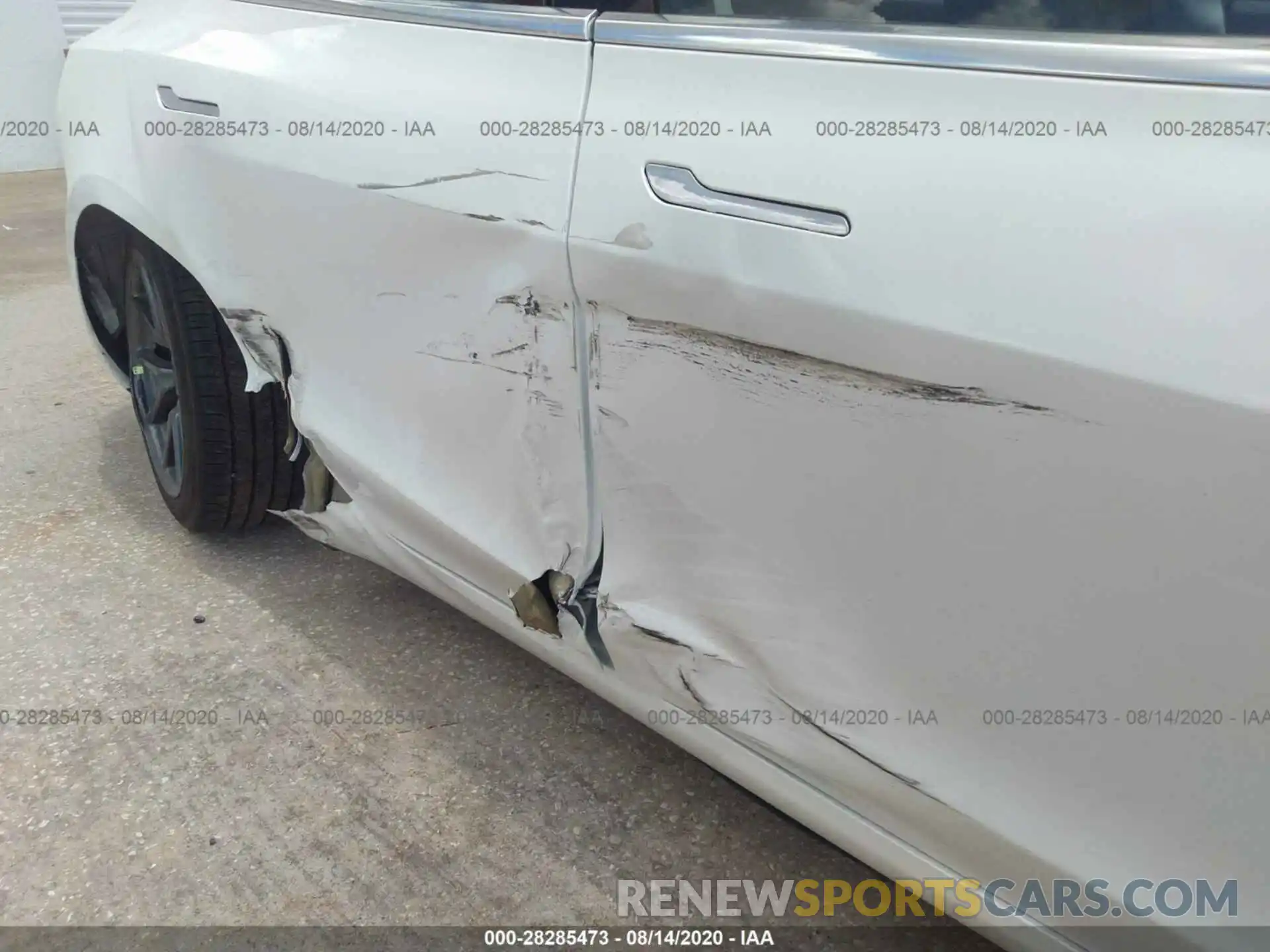 6 Photograph of a damaged car 5YJ3E1EA5LF612884 TESLA MODEL 3 2020