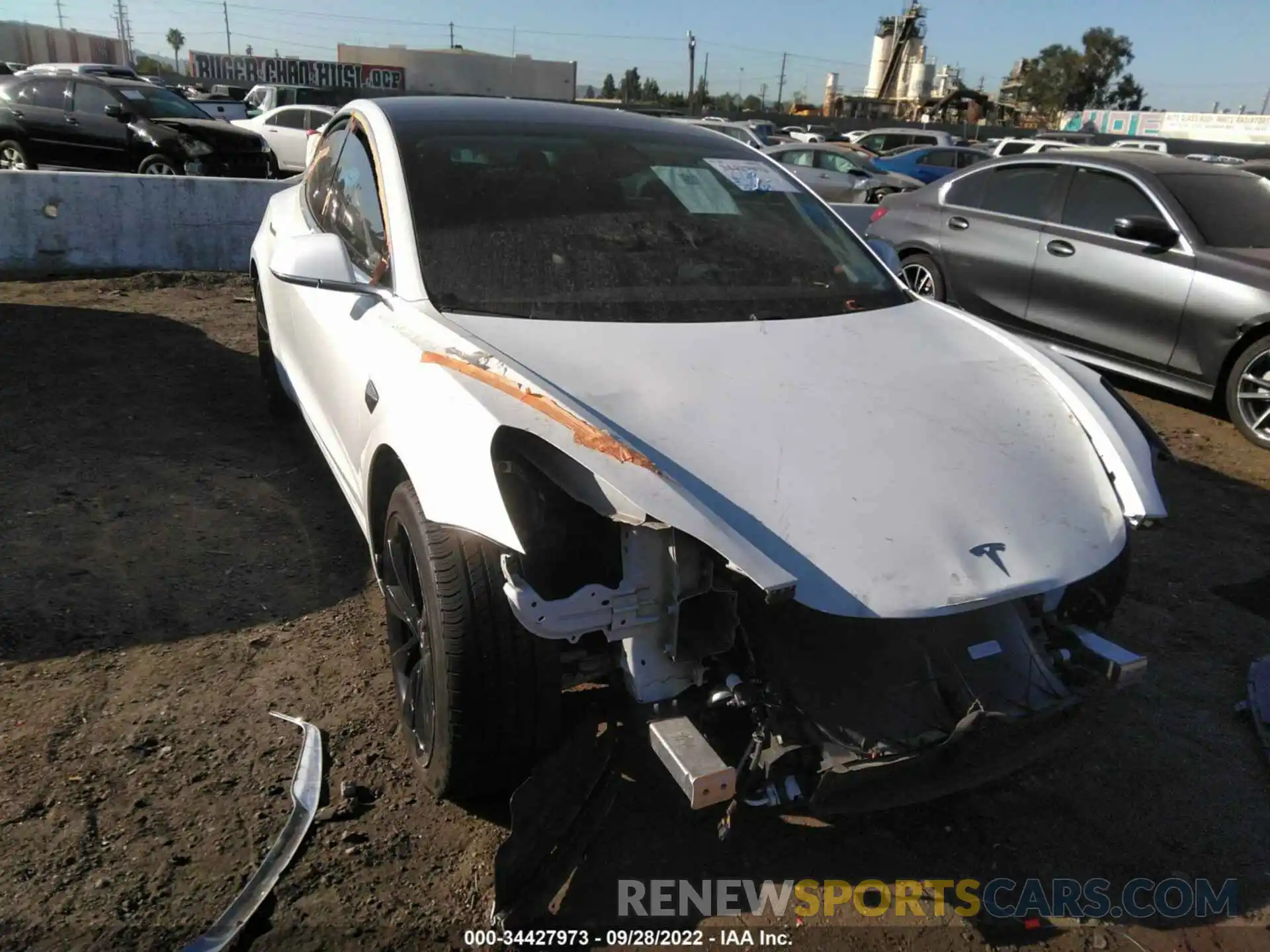 1 Photograph of a damaged car 5YJ3E1EA5LF614781 TESLA MODEL 3 2020