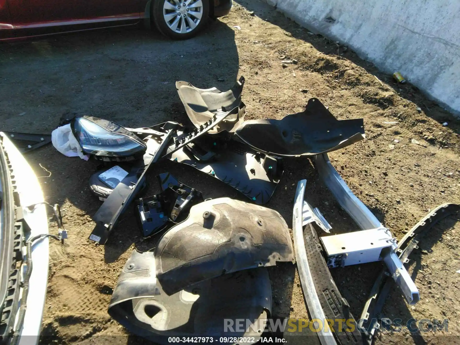 11 Photograph of a damaged car 5YJ3E1EA5LF614781 TESLA MODEL 3 2020