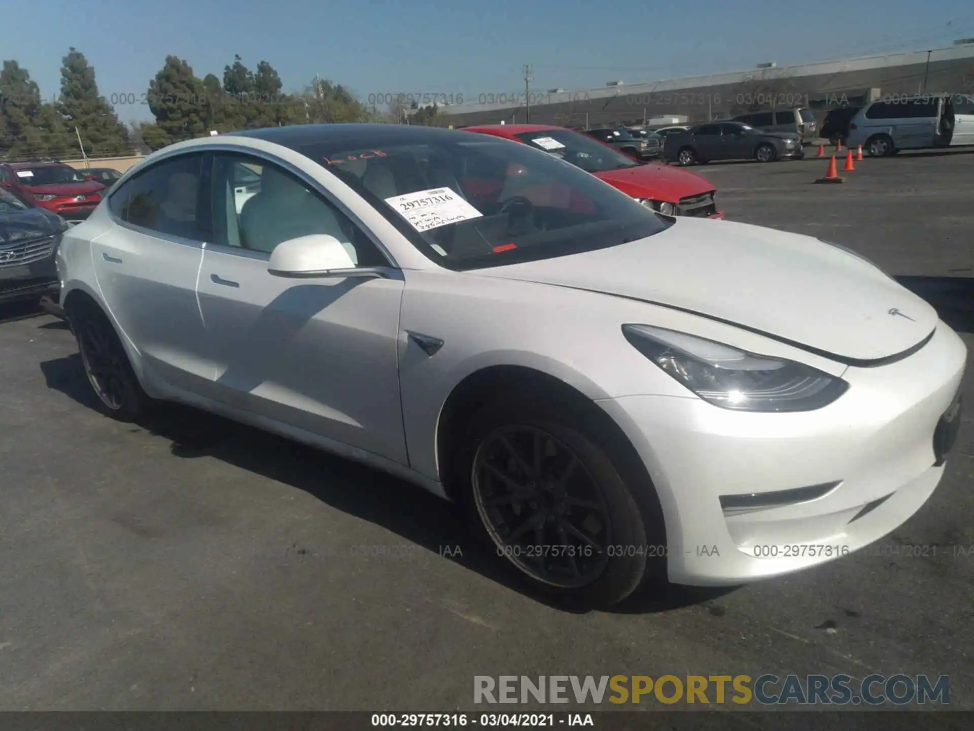 1 Photograph of a damaged car 5YJ3E1EA5LF615333 TESLA MODEL 3 2020