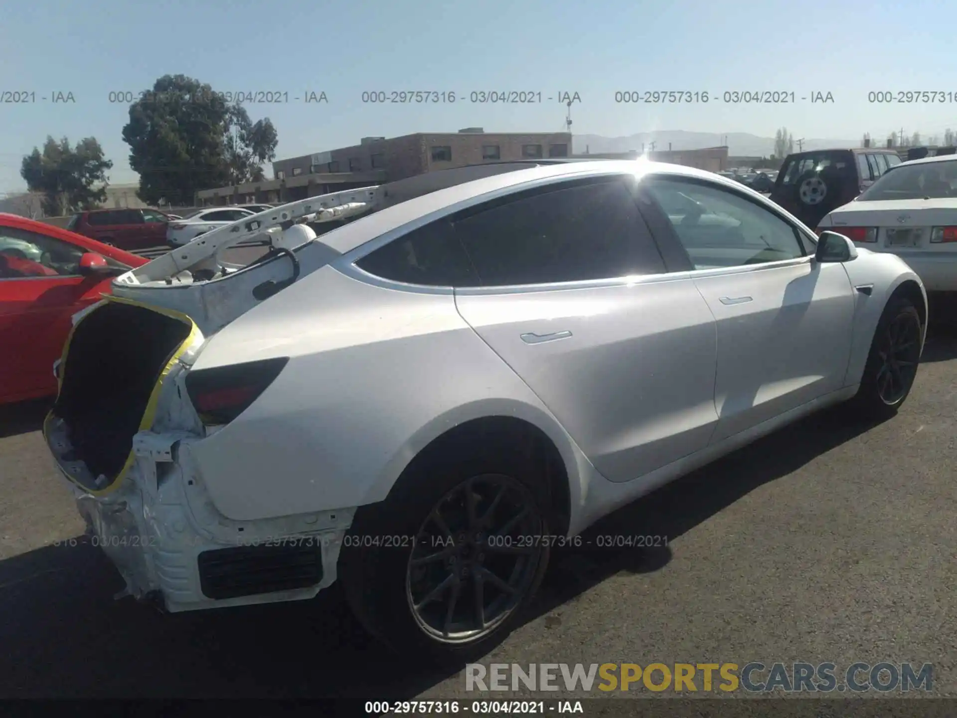 4 Photograph of a damaged car 5YJ3E1EA5LF615333 TESLA MODEL 3 2020