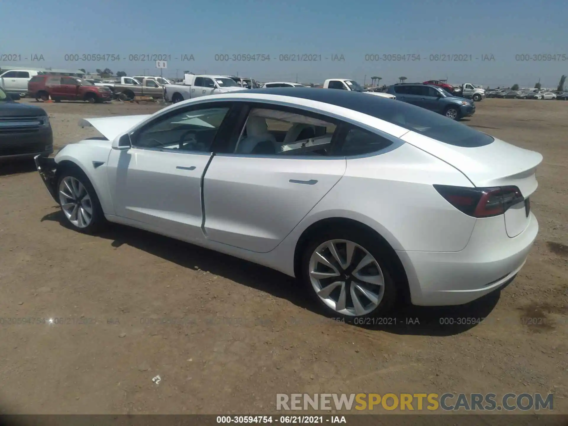 3 Photograph of a damaged car 5YJ3E1EA5LF615994 TESLA MODEL 3 2020