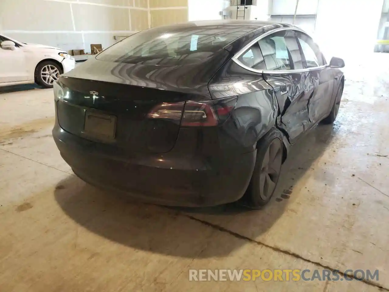 4 Photograph of a damaged car 5YJ3E1EA5LF630026 TESLA MODEL 3 2020