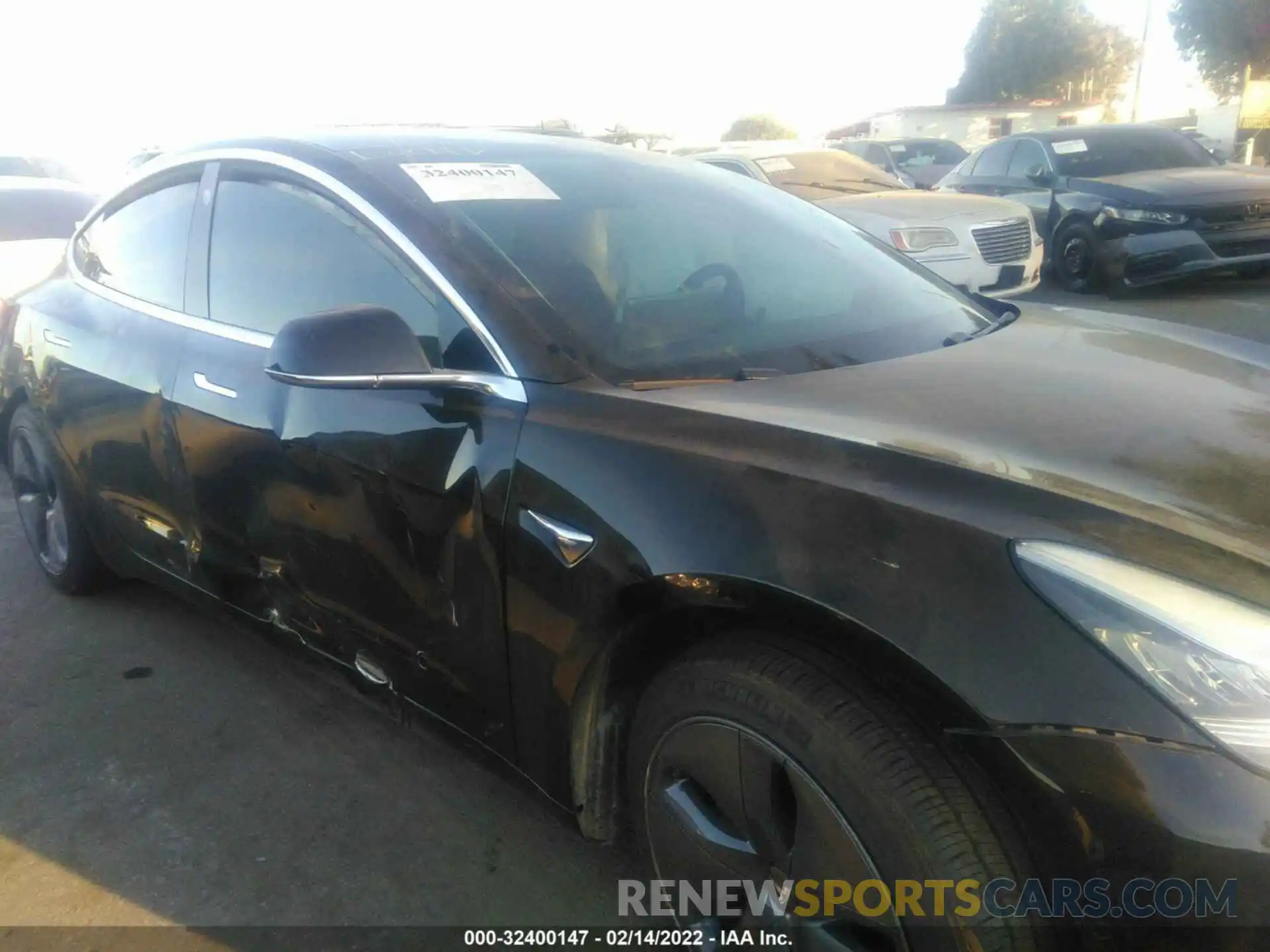 6 Photograph of a damaged car 5YJ3E1EA5LF630091 TESLA MODEL 3 2020