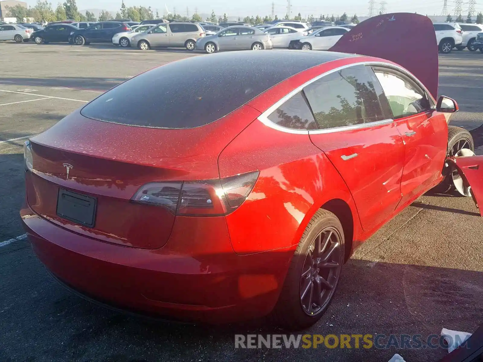 4 Photograph of a damaged car 5YJ3E1EA5LF630835 TESLA MODEL 3 2020