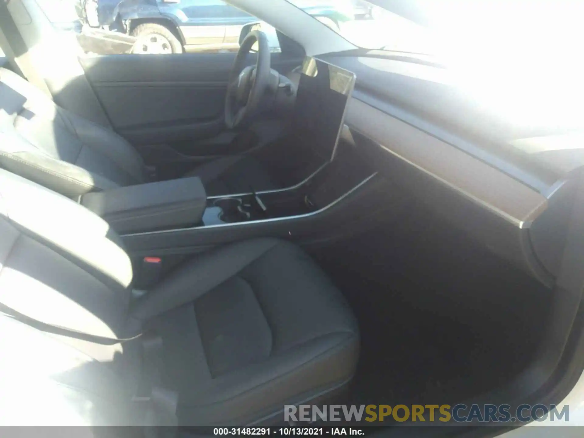 12 Photograph of a damaged car 5YJ3E1EA5LF632925 TESLA MODEL 3 2020