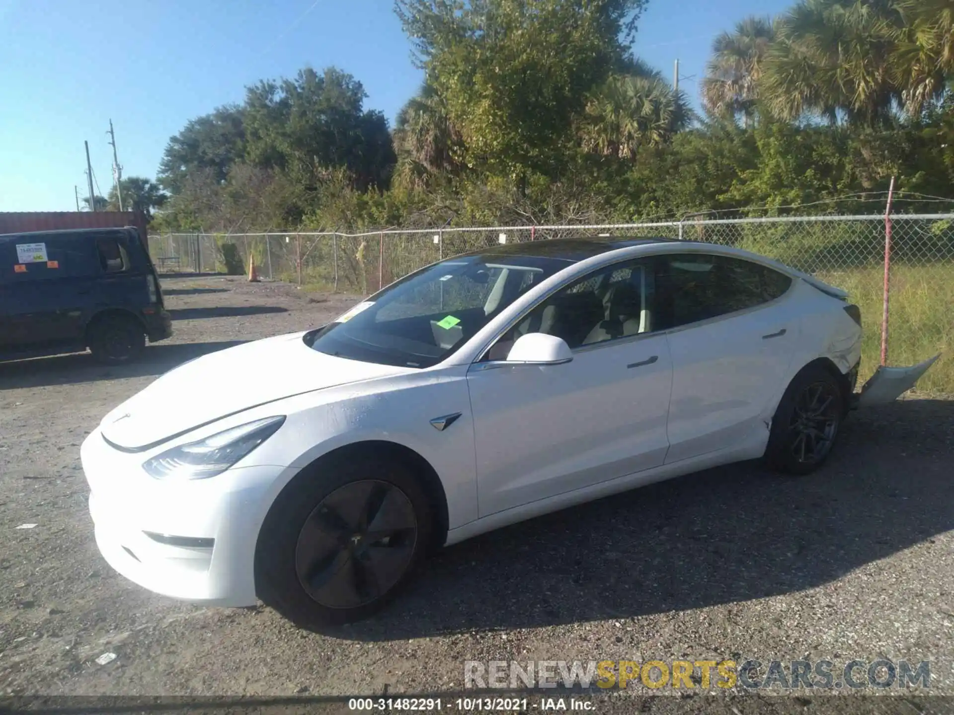 2 Photograph of a damaged car 5YJ3E1EA5LF632925 TESLA MODEL 3 2020