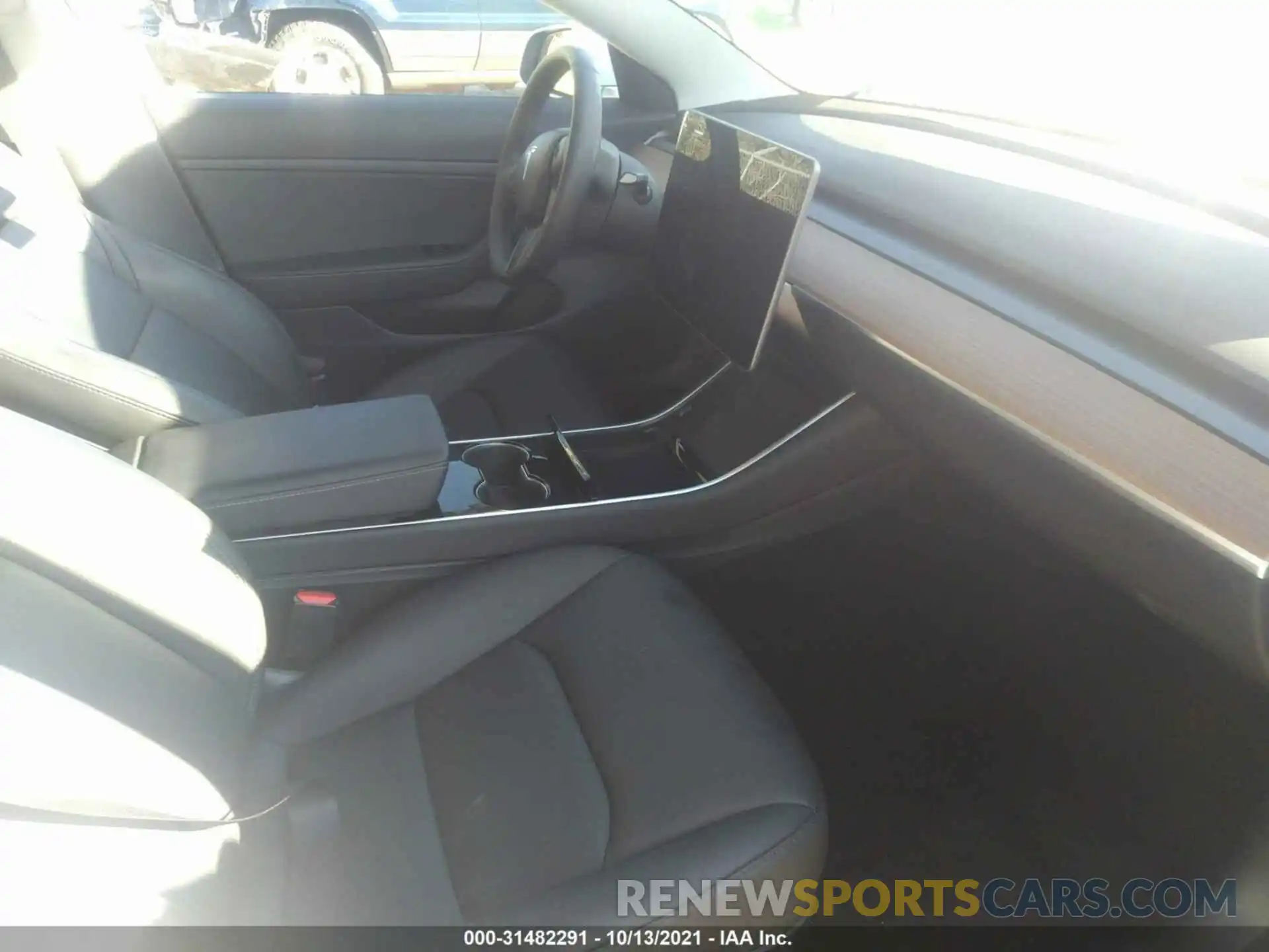 5 Photograph of a damaged car 5YJ3E1EA5LF632925 TESLA MODEL 3 2020