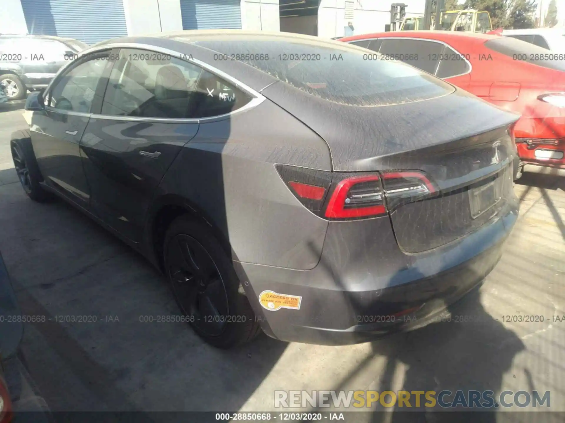 3 Photograph of a damaged car 5YJ3E1EA5LF644220 TESLA MODEL 3 2020