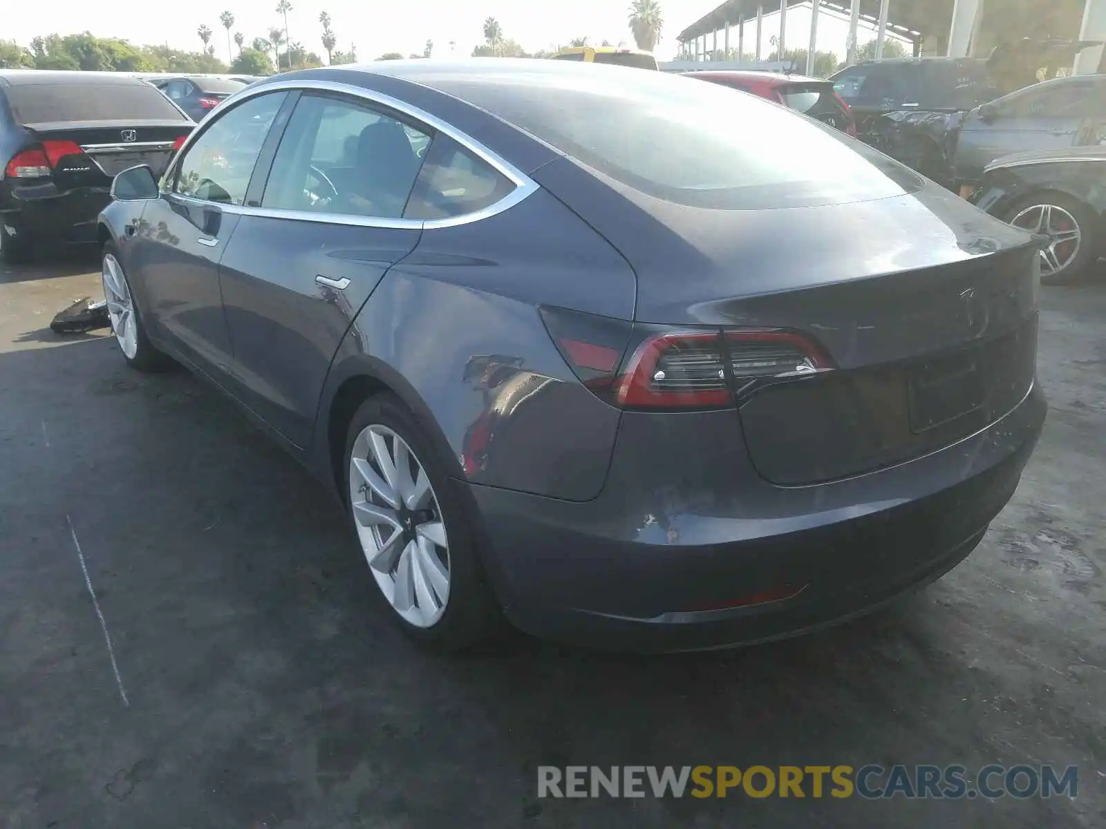 3 Photograph of a damaged car 5YJ3E1EA5LF661177 TESLA MODEL 3 2020