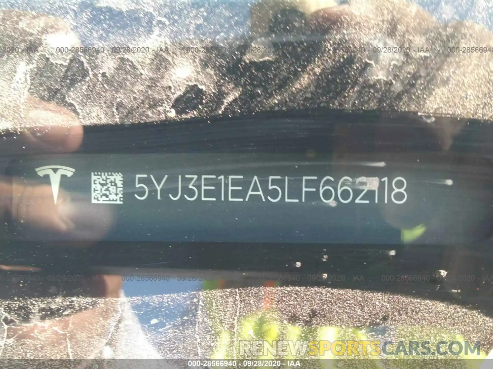 9 Photograph of a damaged car 5YJ3E1EA5LF662118 TESLA MODEL 3 2020