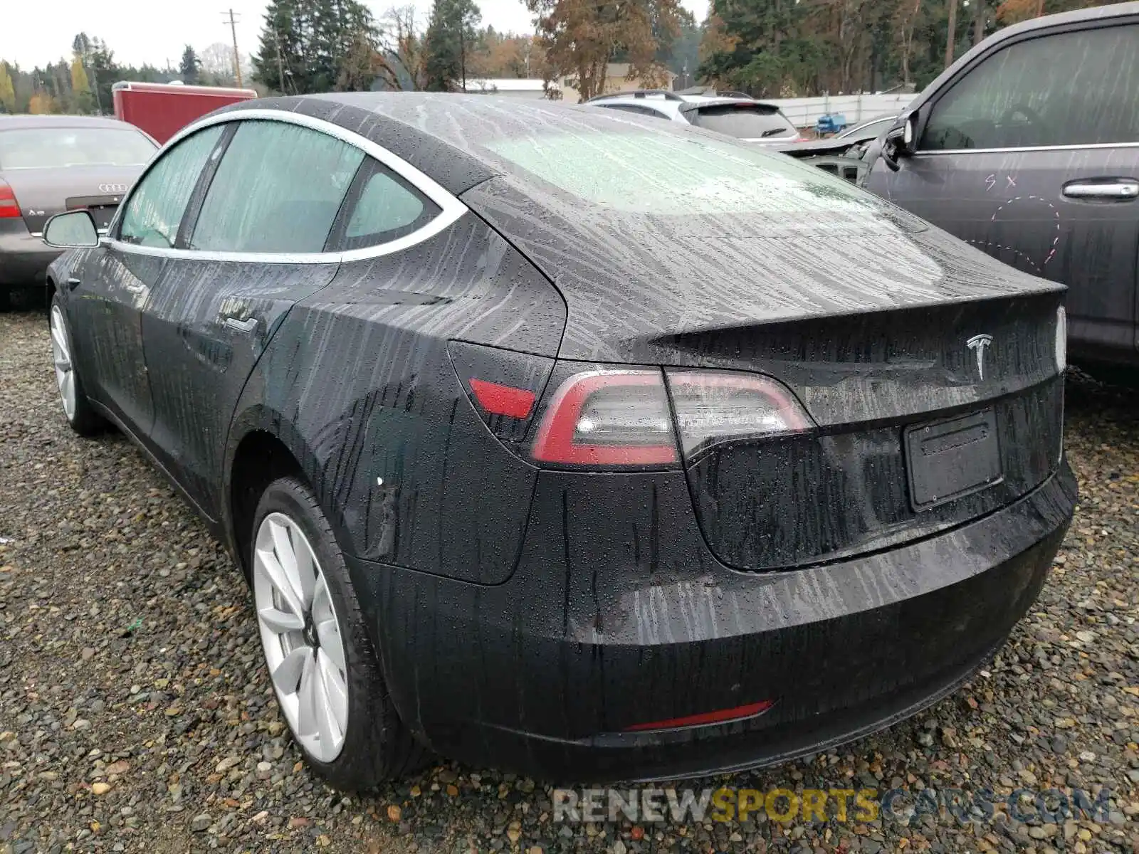 3 Photograph of a damaged car 5YJ3E1EA5LF662748 TESLA MODEL 3 2020