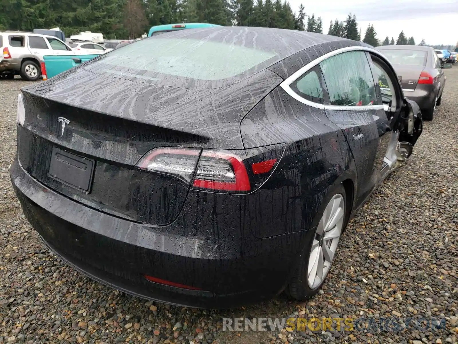 4 Photograph of a damaged car 5YJ3E1EA5LF662748 TESLA MODEL 3 2020