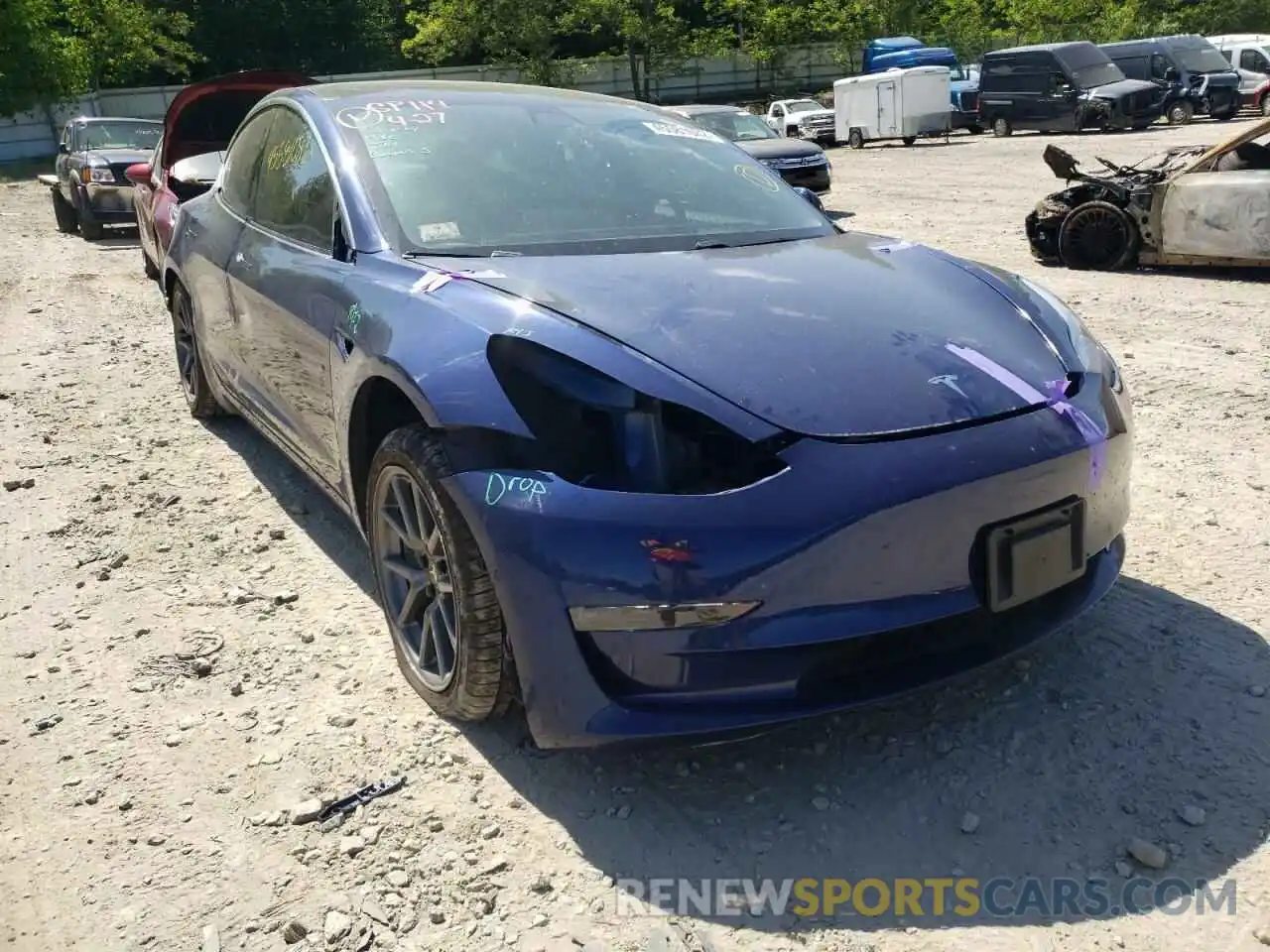 1 Photograph of a damaged car 5YJ3E1EA5LF705713 TESLA MODEL 3 2020