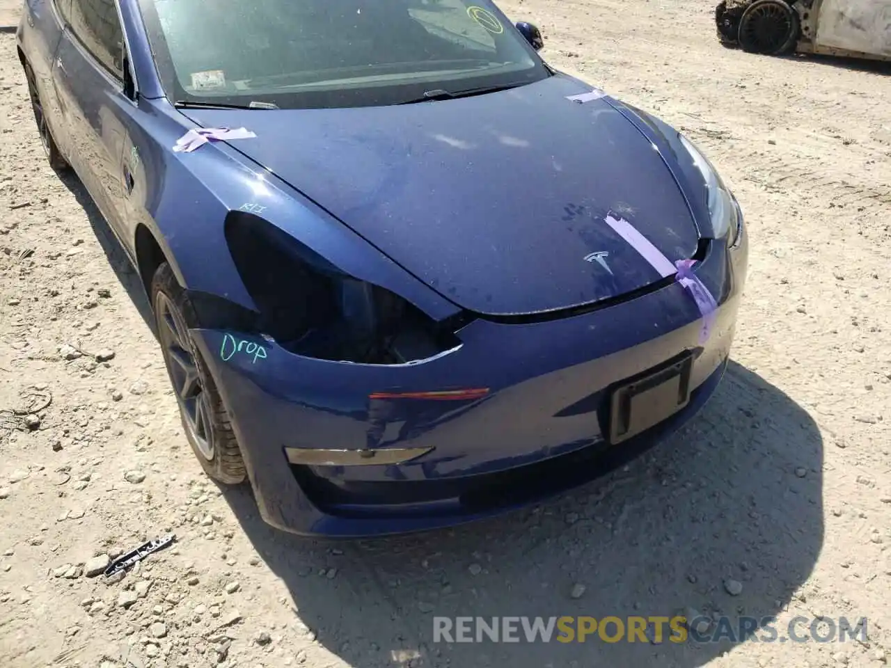 9 Photograph of a damaged car 5YJ3E1EA5LF705713 TESLA MODEL 3 2020