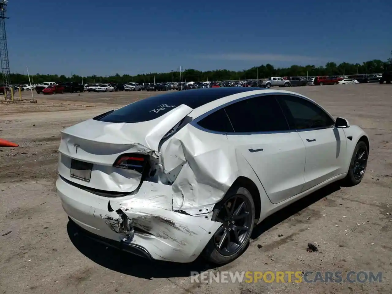 4 Photograph of a damaged car 5YJ3E1EA5LF706439 TESLA MODEL 3 2020