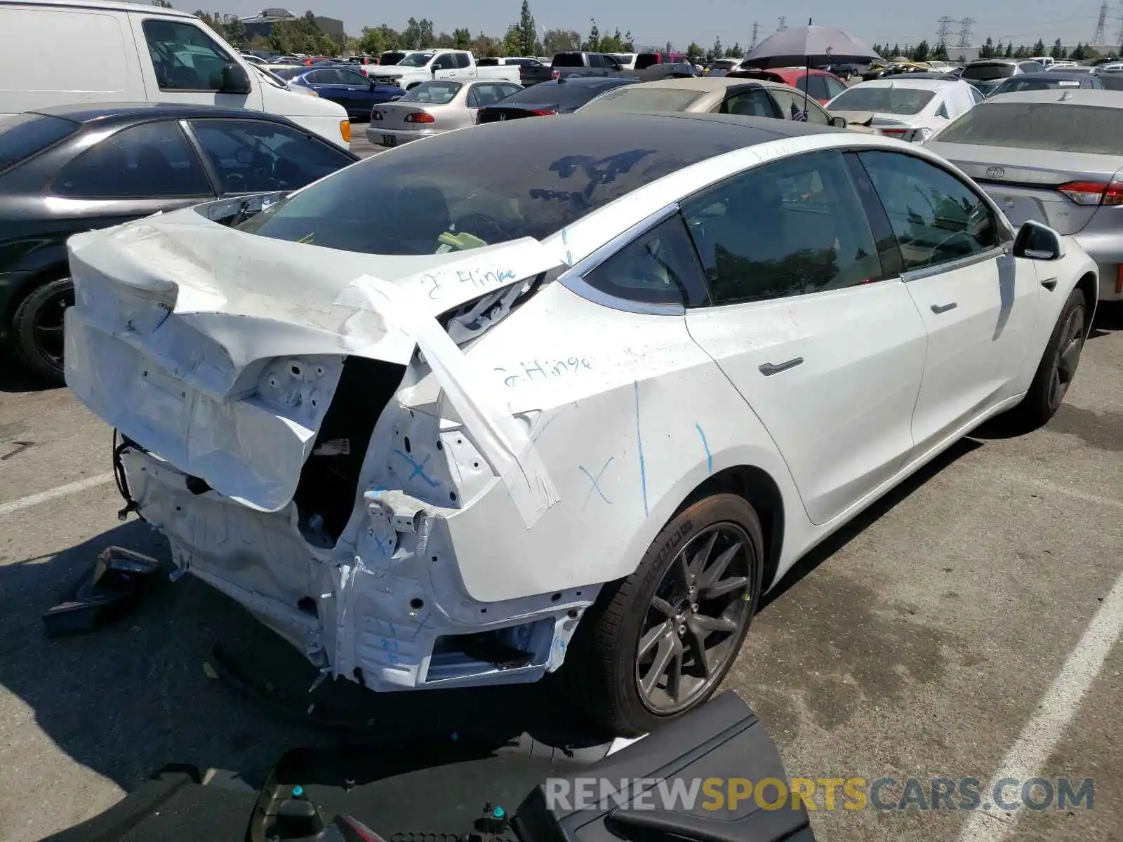 4 Photograph of a damaged car 5YJ3E1EA5LF706764 TESLA MODEL 3 2020