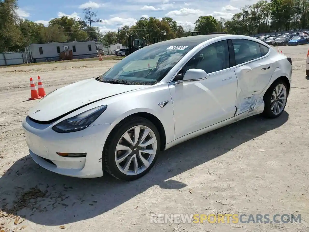 1 Photograph of a damaged car 5YJ3E1EA5LF717585 TESLA MODEL 3 2020