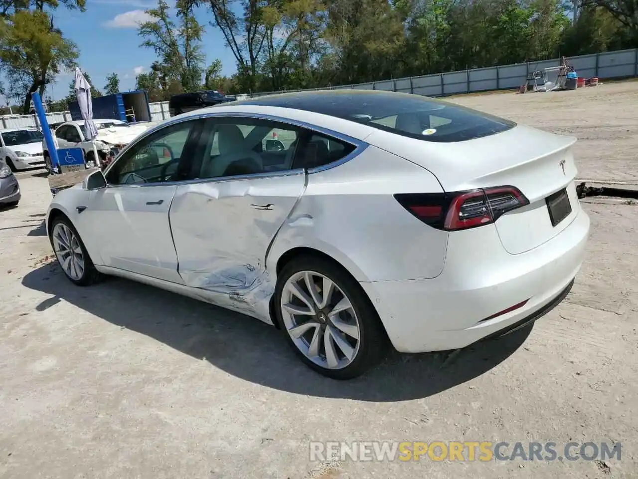 2 Photograph of a damaged car 5YJ3E1EA5LF717585 TESLA MODEL 3 2020