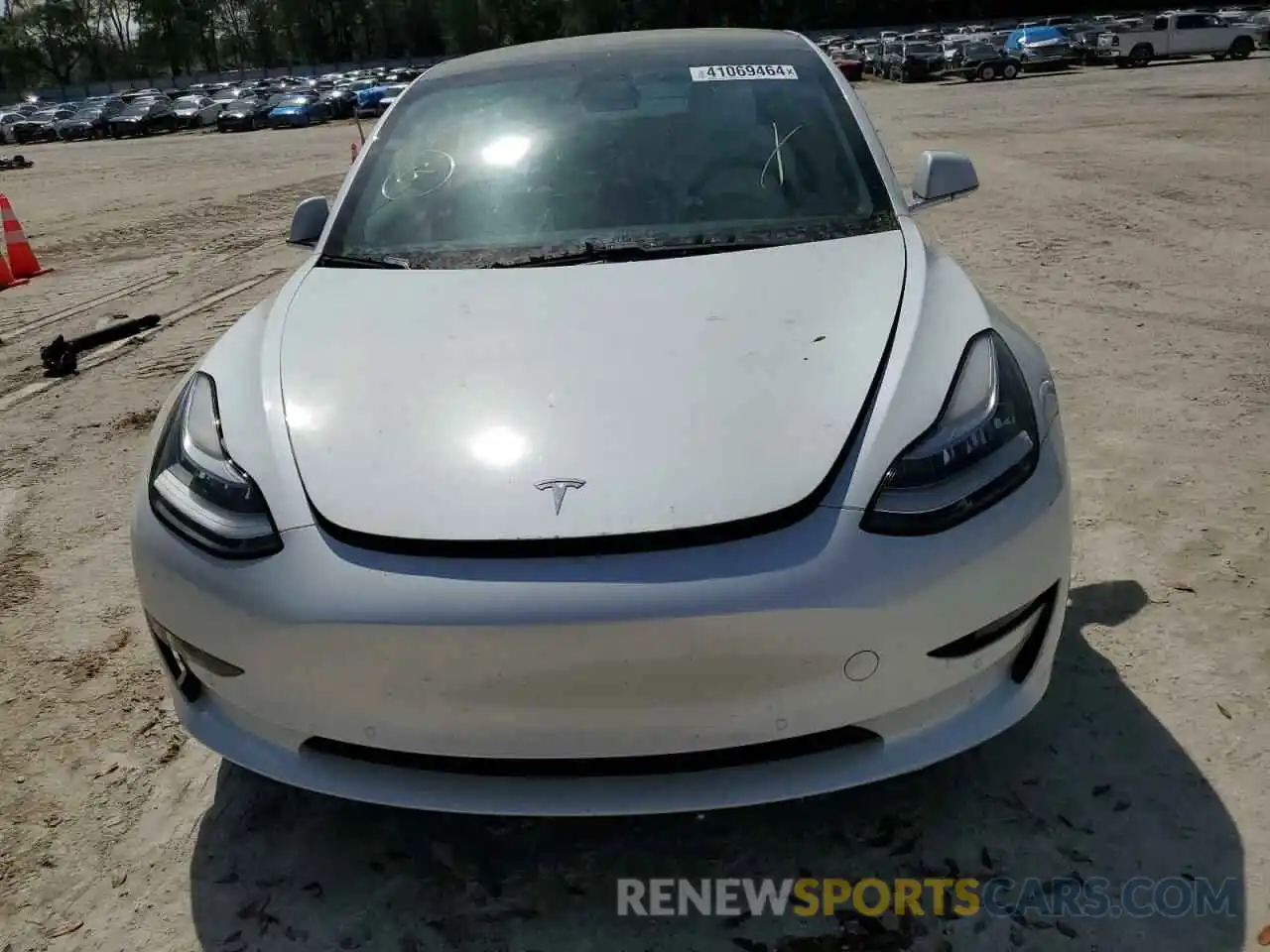 5 Photograph of a damaged car 5YJ3E1EA5LF717585 TESLA MODEL 3 2020