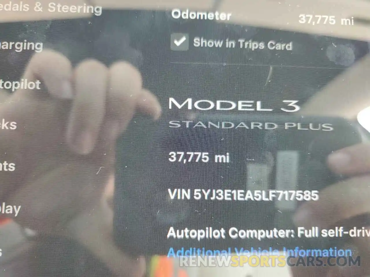 9 Photograph of a damaged car 5YJ3E1EA5LF717585 TESLA MODEL 3 2020